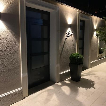 Appartement Rose Downtown à Podgorica Extérieur photo