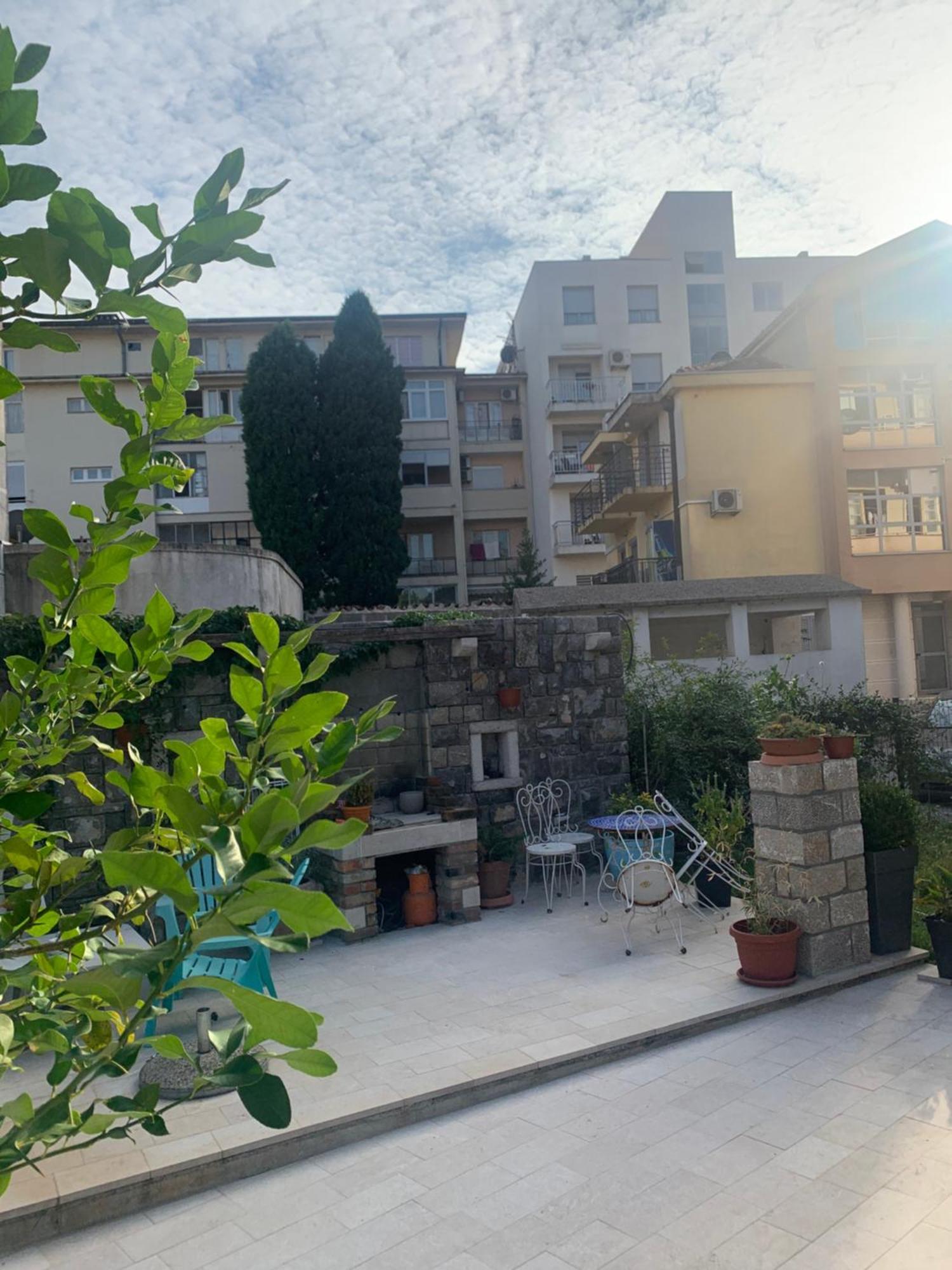 Appartement Rose Downtown à Podgorica Extérieur photo
